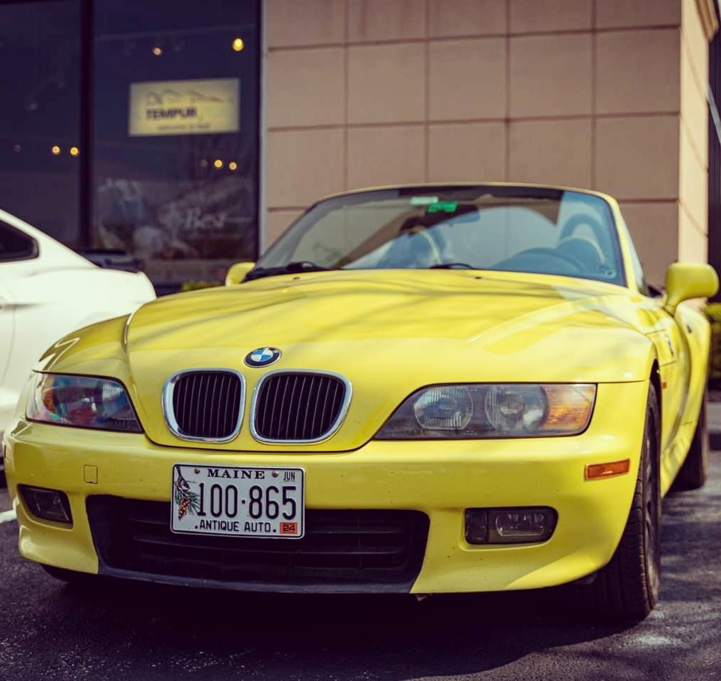 Purchase of 1998 BMW Z3 2.8 in Dakar